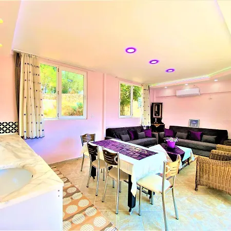 Hotel apartamentowy Asoa / Kalkan